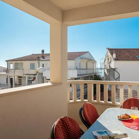Apartment Filip - Free Parking By The House Makarska
